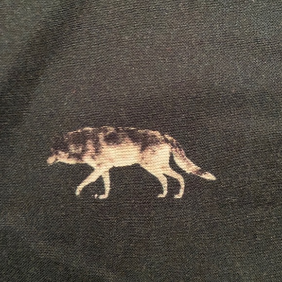 Wolf patern men shirt size S - Picture 4 of 5